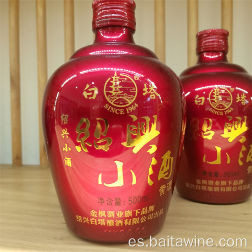 Shaoxing licor empaquetado en rojo y oro